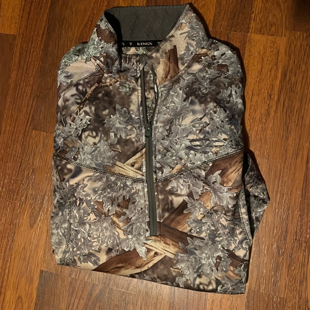 Mens King’s Camo Quarter Zip size Large